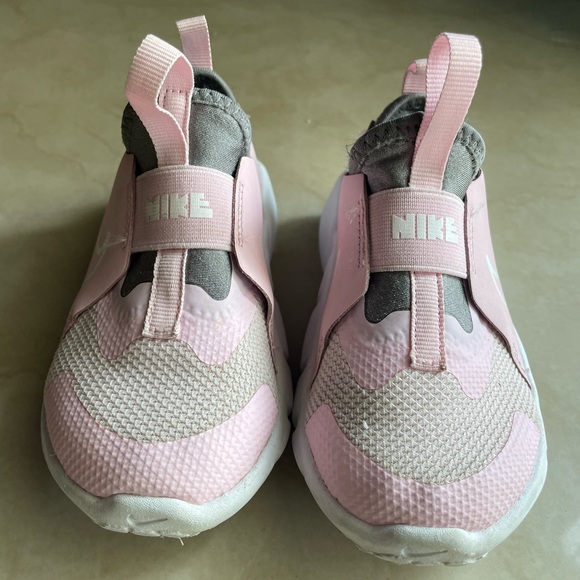 Nike Pink and Gray Sneakers - Picture 2 of 7